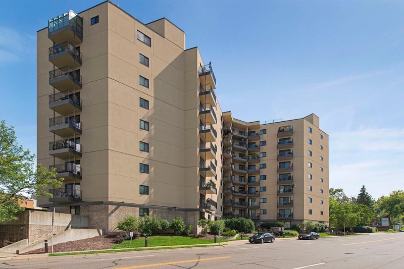 3131 Excelsior Blvd #113, Minneapolis, MN 55416