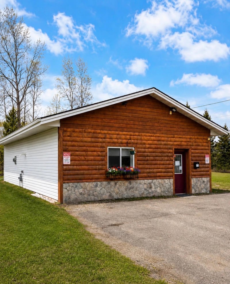 800 E 40th St, Hibbing, MN 55746
