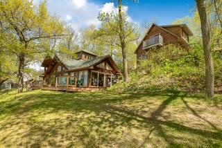 18155 Dove Hill Rd, Eden Valley, MN 55329