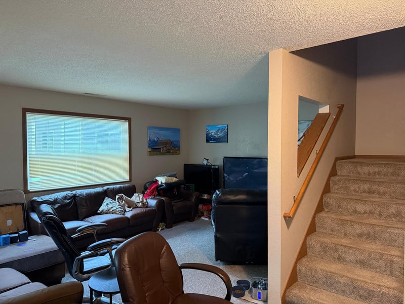 1622 Pleasant View Dr #C, North Mankato, MN 56003