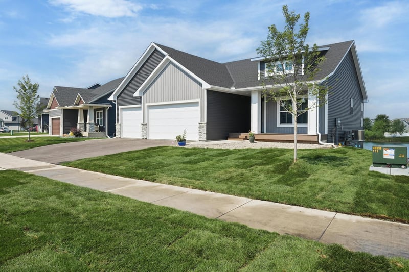 1643 Spruce St, Farmington, MN 55024