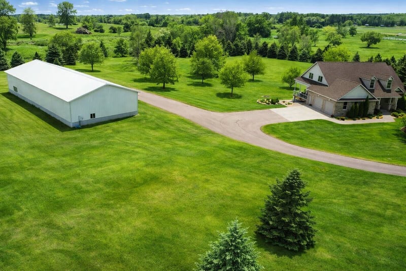 14817 Goodwin Ave, Hastings, MN 55033