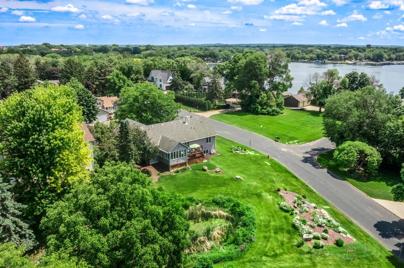 14194 Hidden View Rd NE, Prior Lake, MN 55372