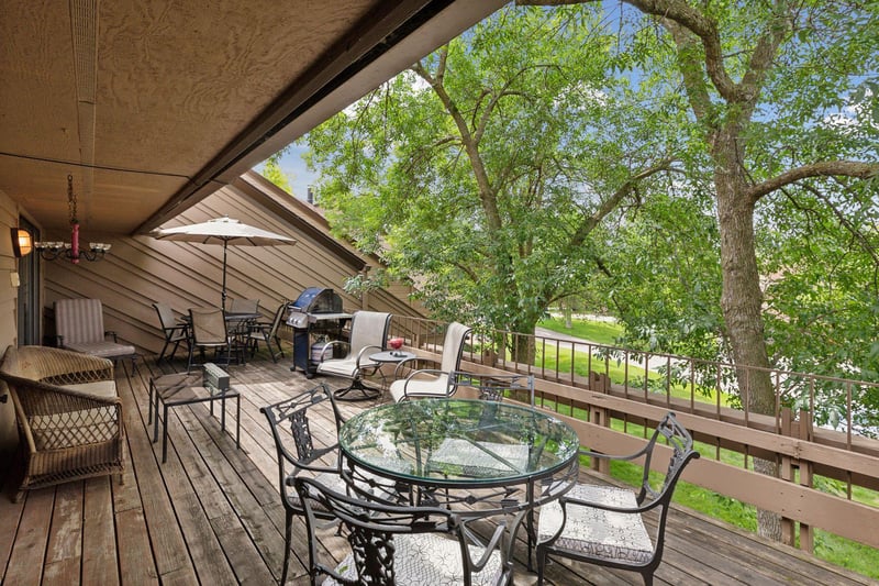 6520 Harbor Pl NE, Prior Lake, MN 55372