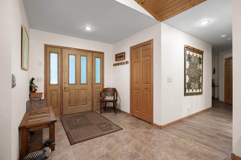 9809 Ravenswood Rd, Brainerd, MN 56401