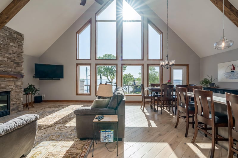 1120 Park Rd, Madison Lake, MN 56063