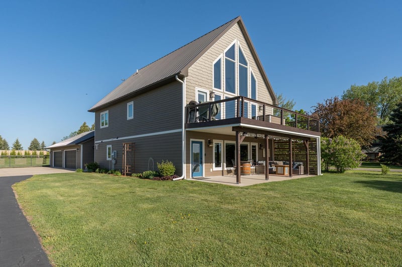 1120 Park Rd, Madison Lake, MN 56063