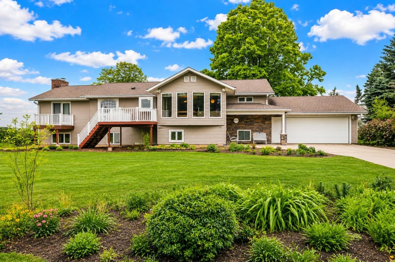 17168 560th Ave, Austin, MN 55912