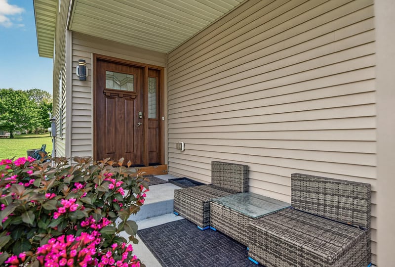 13776 Dorothy Dr, Rogers, MN 55374