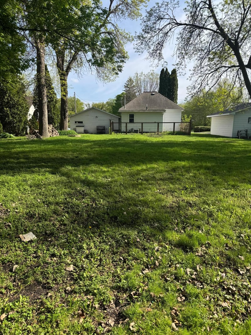 408 W Nokomis St, Osakis, MN 56360