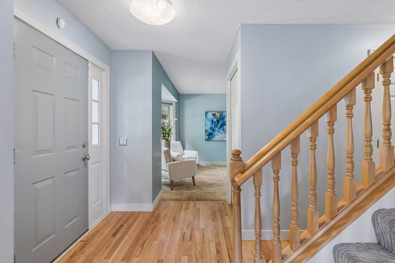 1918 Berkeley Ave, Saint Paul, MN 55105
