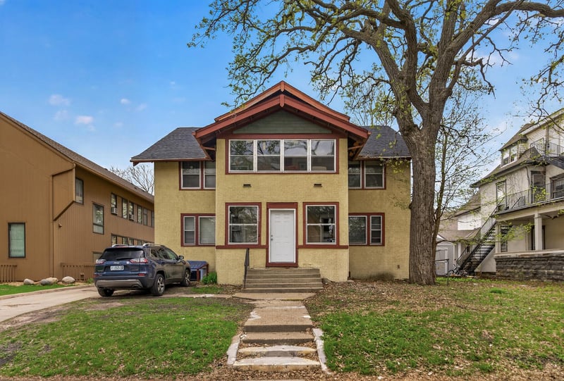 1110 5th St SE, Minneapolis, MN 55414