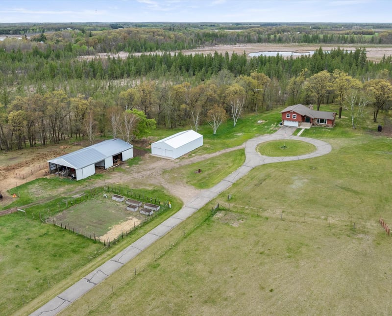 24732 Us Frontage, Staples, MN 56479
