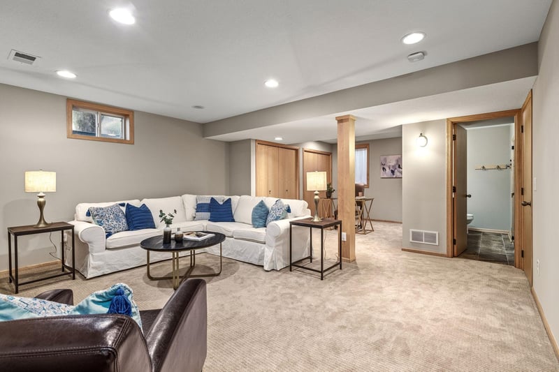 934 Randolph Ave, Saint Paul, MN 55102