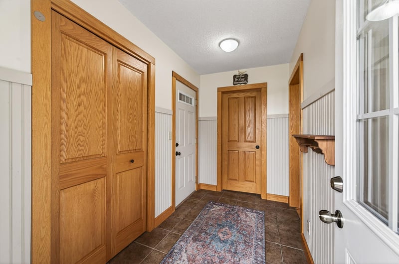 18090 102nd St, Young America, MN 55397