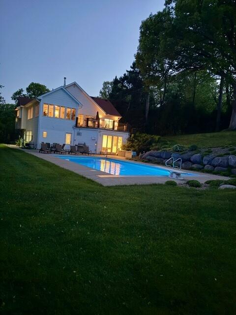 13920 Mcginty Rd E, Minnetonka, MN 55305