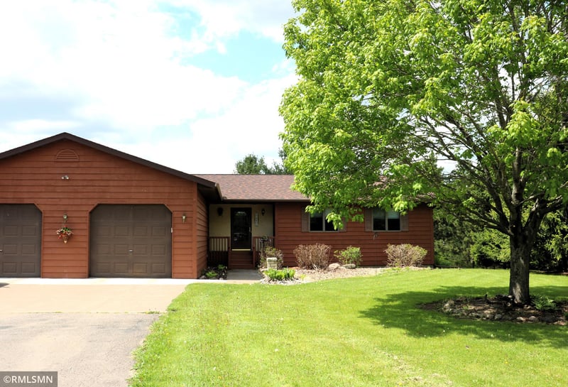 57882 Fairfax Cir, Pine City, MN 55063