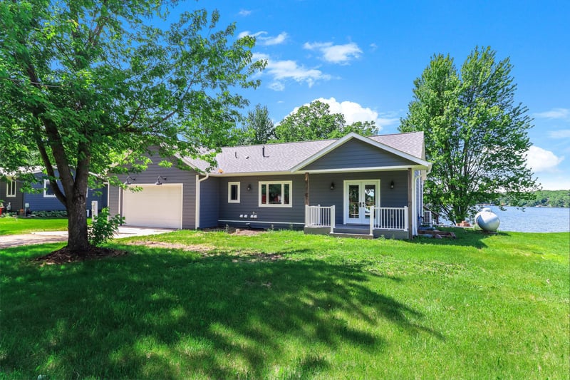 24922 Crescent View Rd, Paynesville, MN 56362