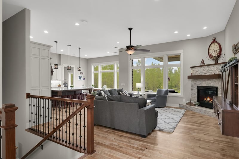8662 240th St E, Lakeville, MN 55044