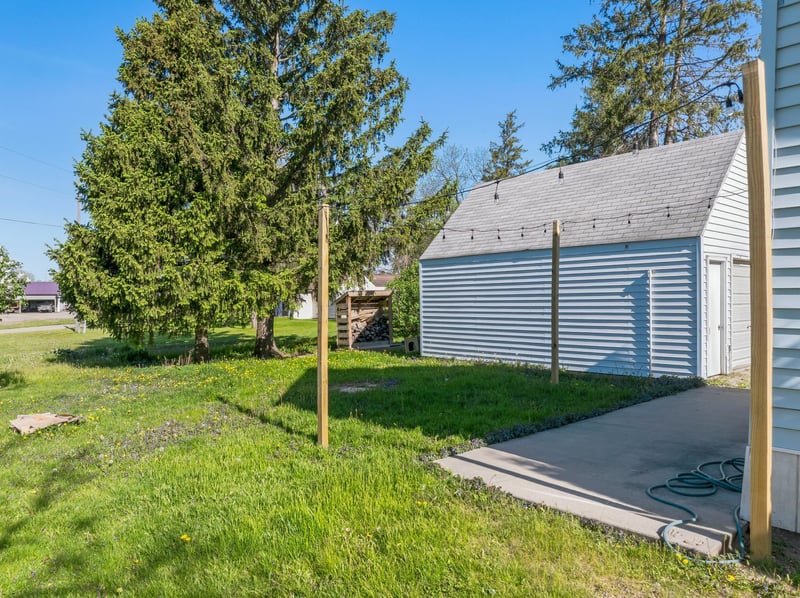 50 Mill St, Zumbrota, MN 55992