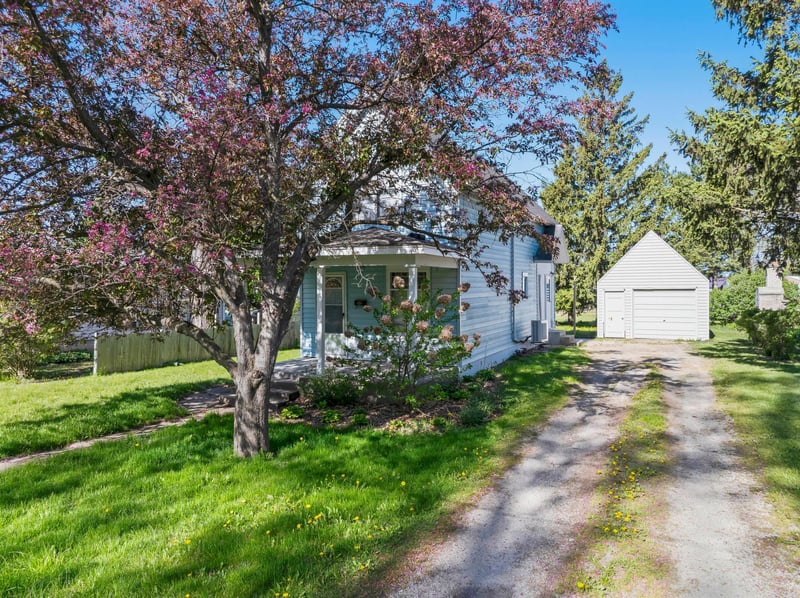 50 Mill St, Zumbrota, MN 55992