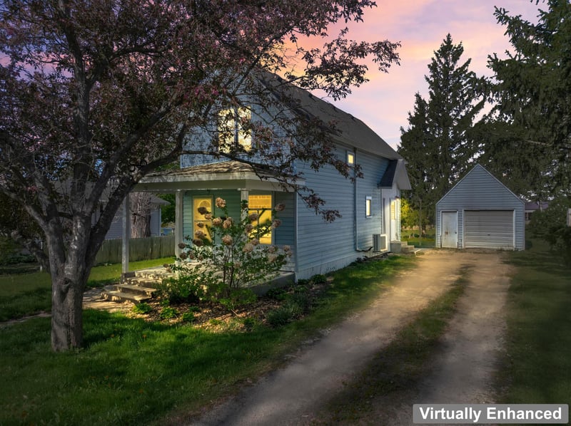50 Mill St, Zumbrota, MN 55992