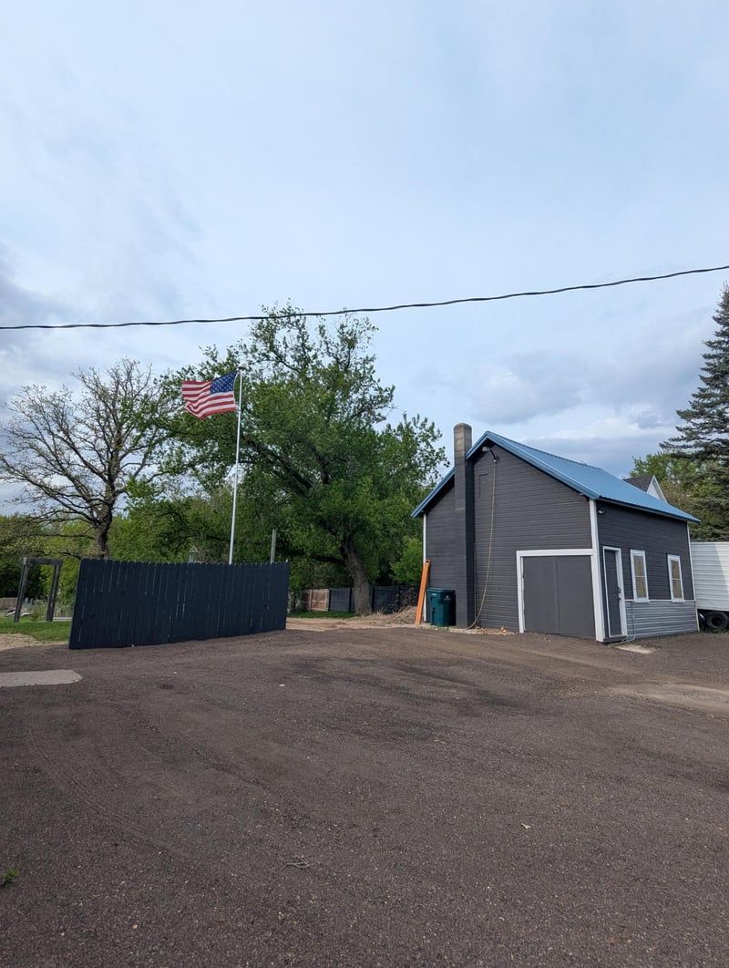 914 2nd Ave NE, Long Prairie, MN 56347