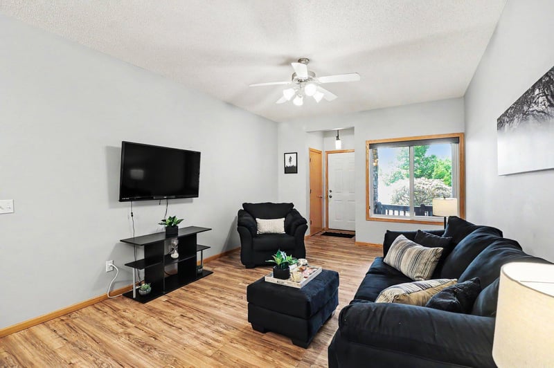 20603 Keystone Ave, Lakeville, MN 55044