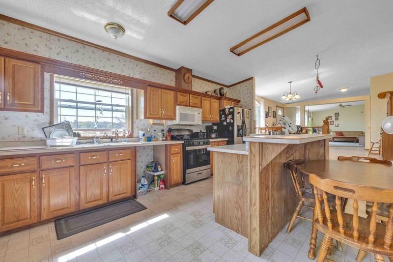 7210 79th Ave SW, Staples, MN 56479