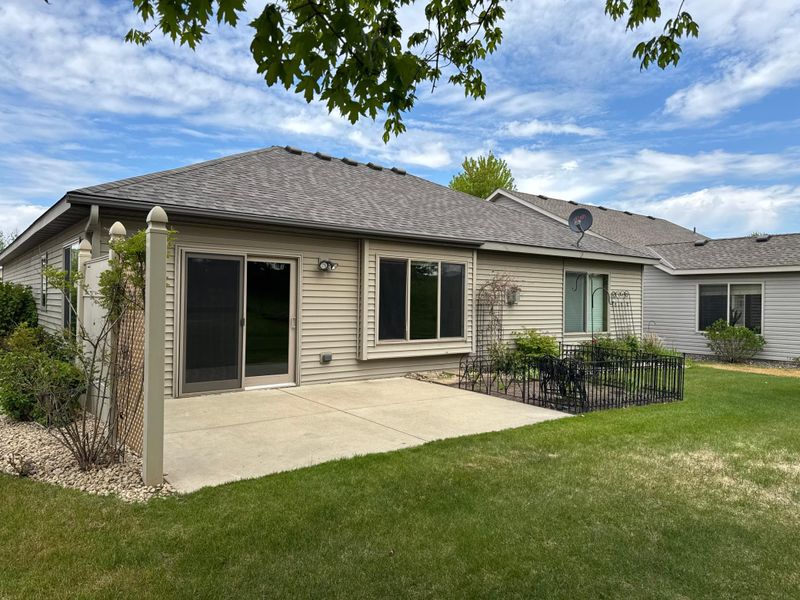 106 Weeping Willow Cir, Waite Park, MN 56387