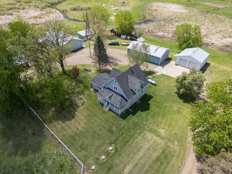 38500 Holly St NW, Stanchfield, MN 55080