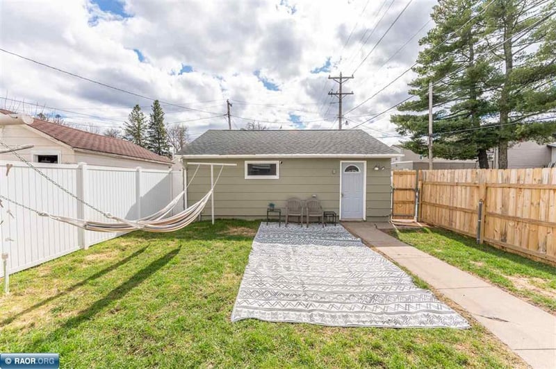 101 E Indiana Ave, Gilbert, MN 55741