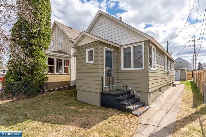101 E Indiana Ave, Gilbert, MN 55741