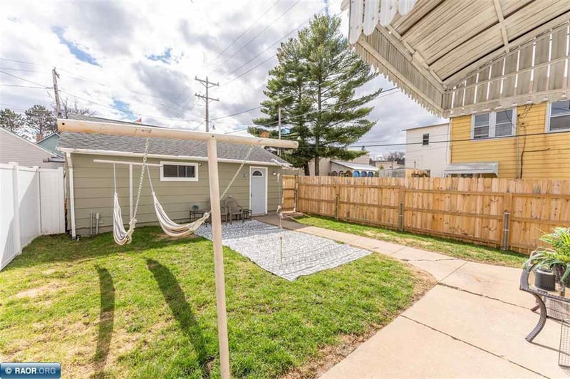 101 E Indiana Ave, Gilbert, MN 55741