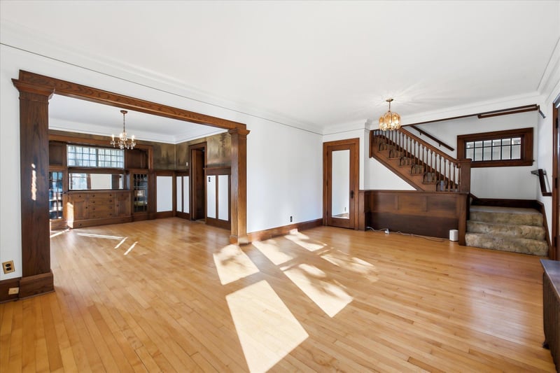 3832 Garfield Ave, Minneapolis, MN 55409