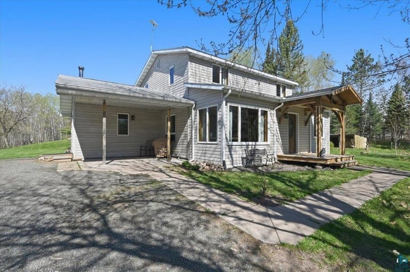 6989 S Pine Rd, Hawthorne, WI 54842