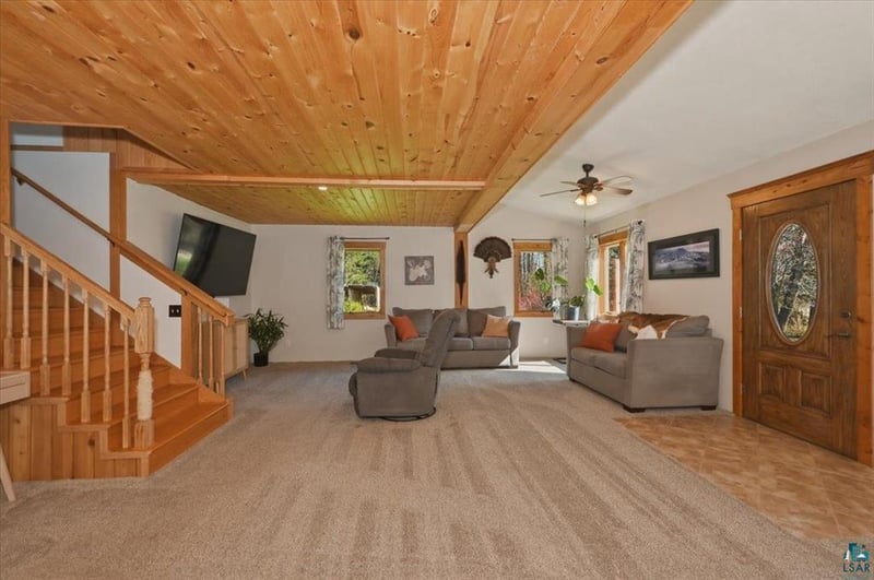 6989 S Pine Rd, Hawthorne, WI 54842
