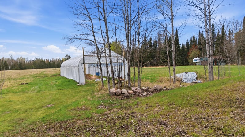 11128 Johnson Rd, Chisholm, MN 55719
