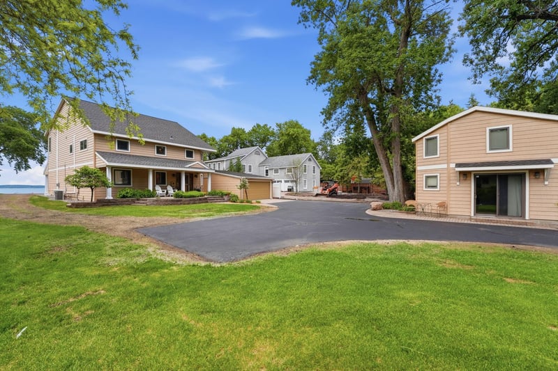 12054 Indian Beach Rd, Spicer, MN 56288