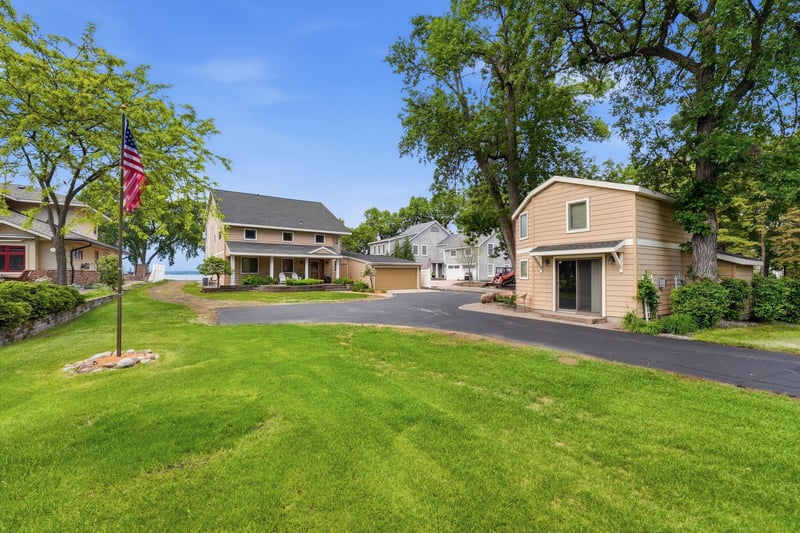 12054 Indian Beach Rd, Spicer, MN 56288