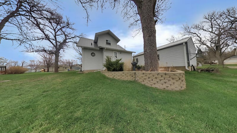 159 1st Ave S, Wood Lake, MN 56297