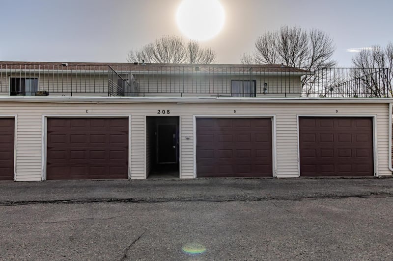 208 NW 5th St NW #B, Dilworth, MN 56529