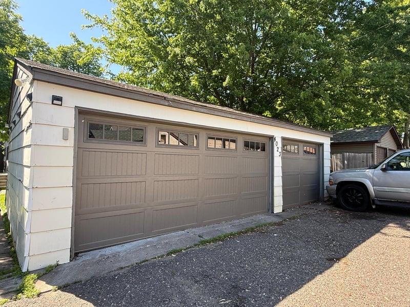 4023 6th St NE, Columbia Heights, MN 55421