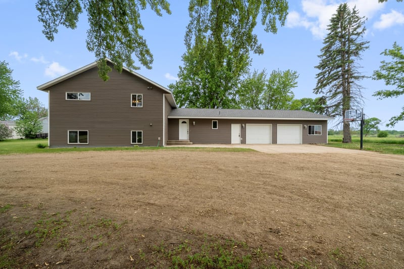 43137 Foxboro Rd, Belgrade, MN 56312