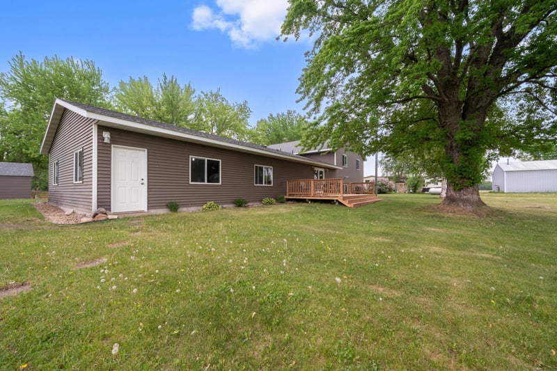 43137 Foxboro Rd, Belgrade, MN 56312