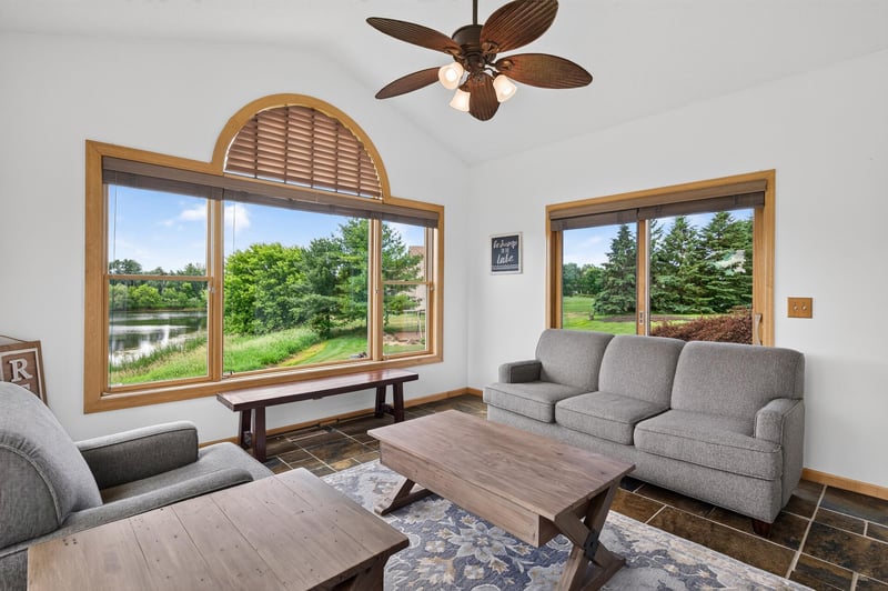 1928 140th Ln NE, Ham Lake, MN 55304