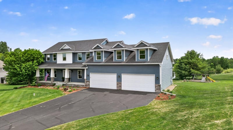 1928 140th Ln NE, Ham Lake, MN 55304