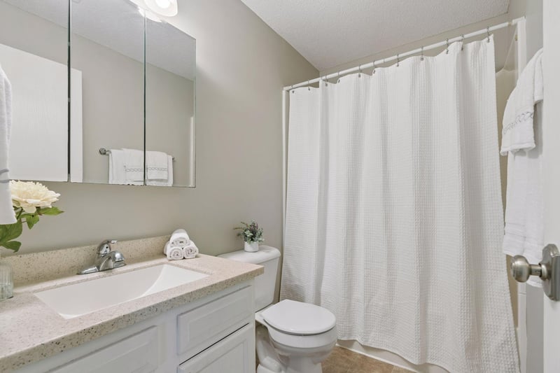 9141 Highway 55 #106, Golden Valley, MN 55427