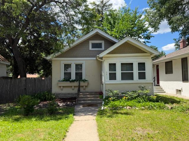 3411 Queen Ave N, Minneapolis, MN 55412