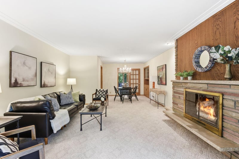 6221 Hansen Rd, Edina, MN 55436